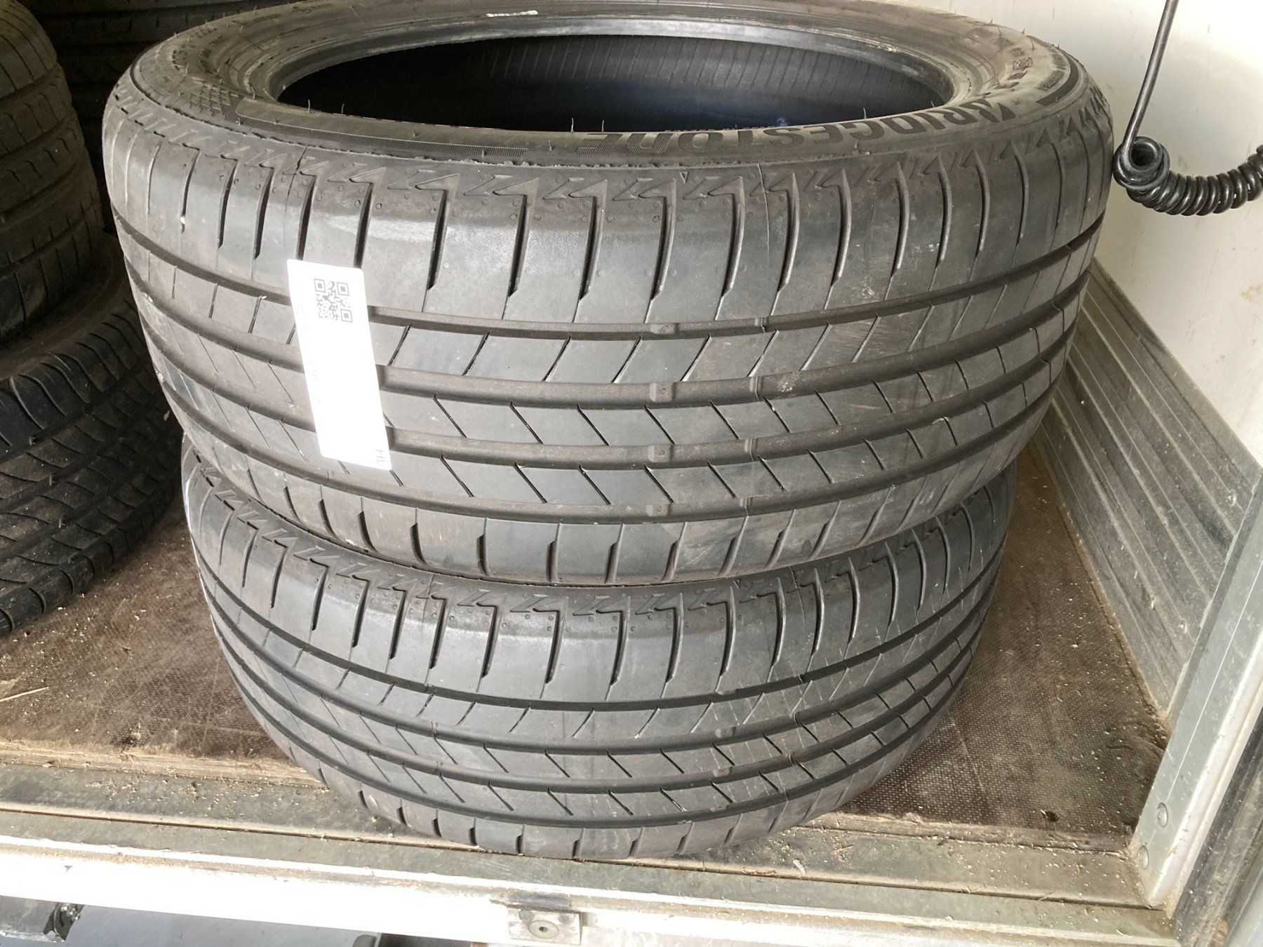 Bridgestone Pneus & Kompletträder: 225/45R17 Sommerpneu Bridgestone – Gebraucht aus Cham von WB2223