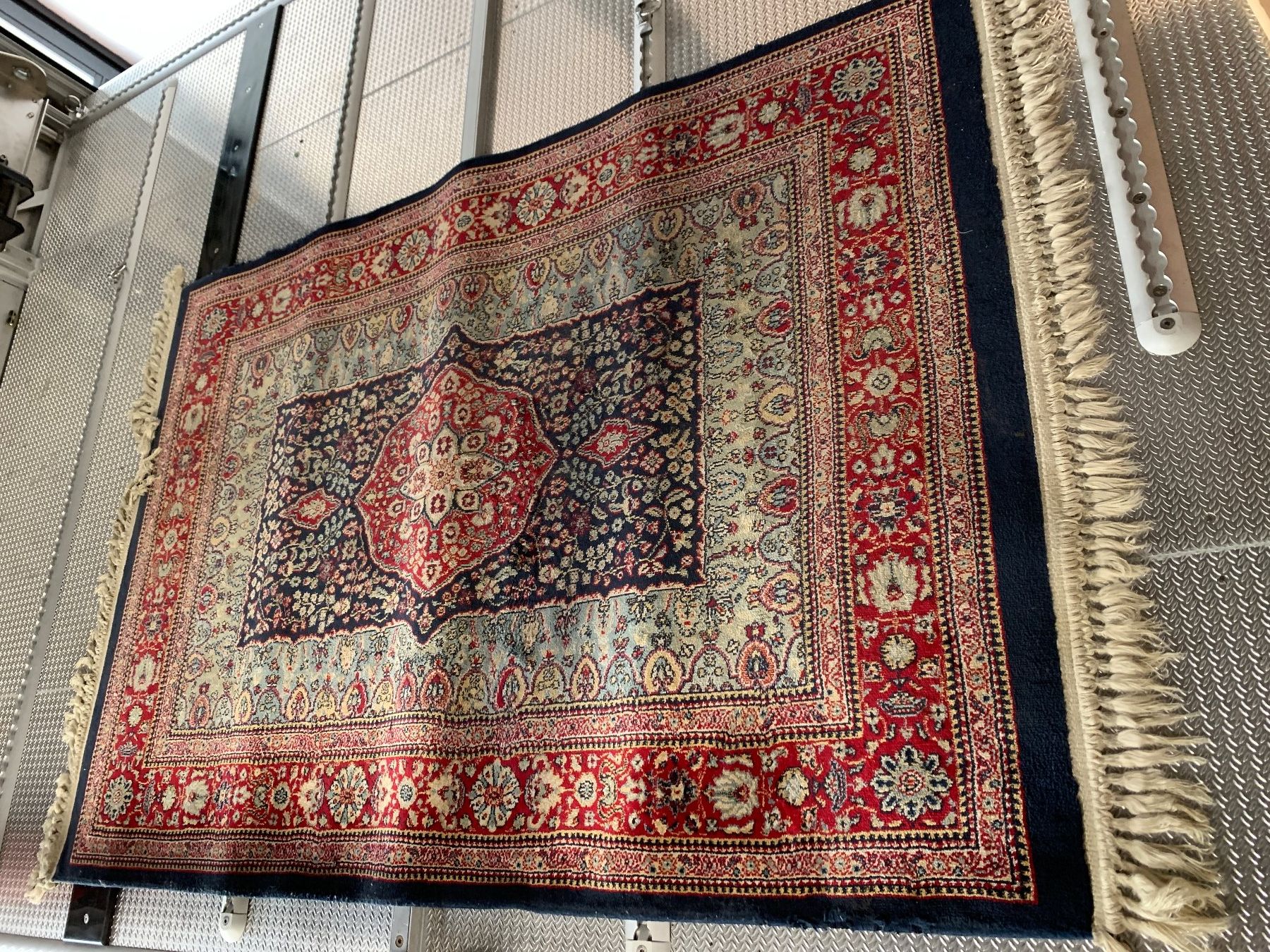 Tapis: Orientteppich Perserteppich 140x100cm mit Fransen – D'occasion à Rickenbach SZ par Frickler