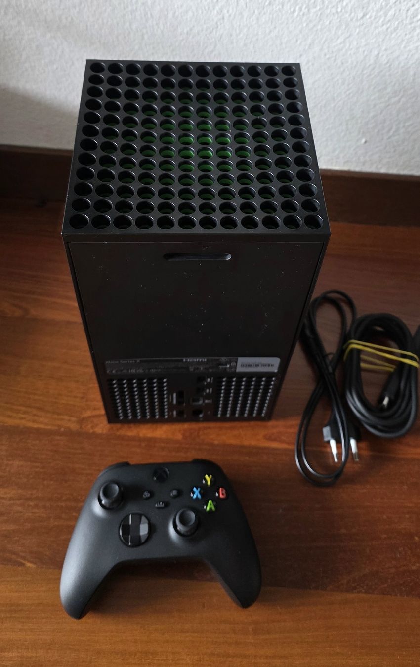 Microsoft Console: Xbox Series X COMME NEUVE – Usato da Lausanne venduto da qoq_x7cl 2