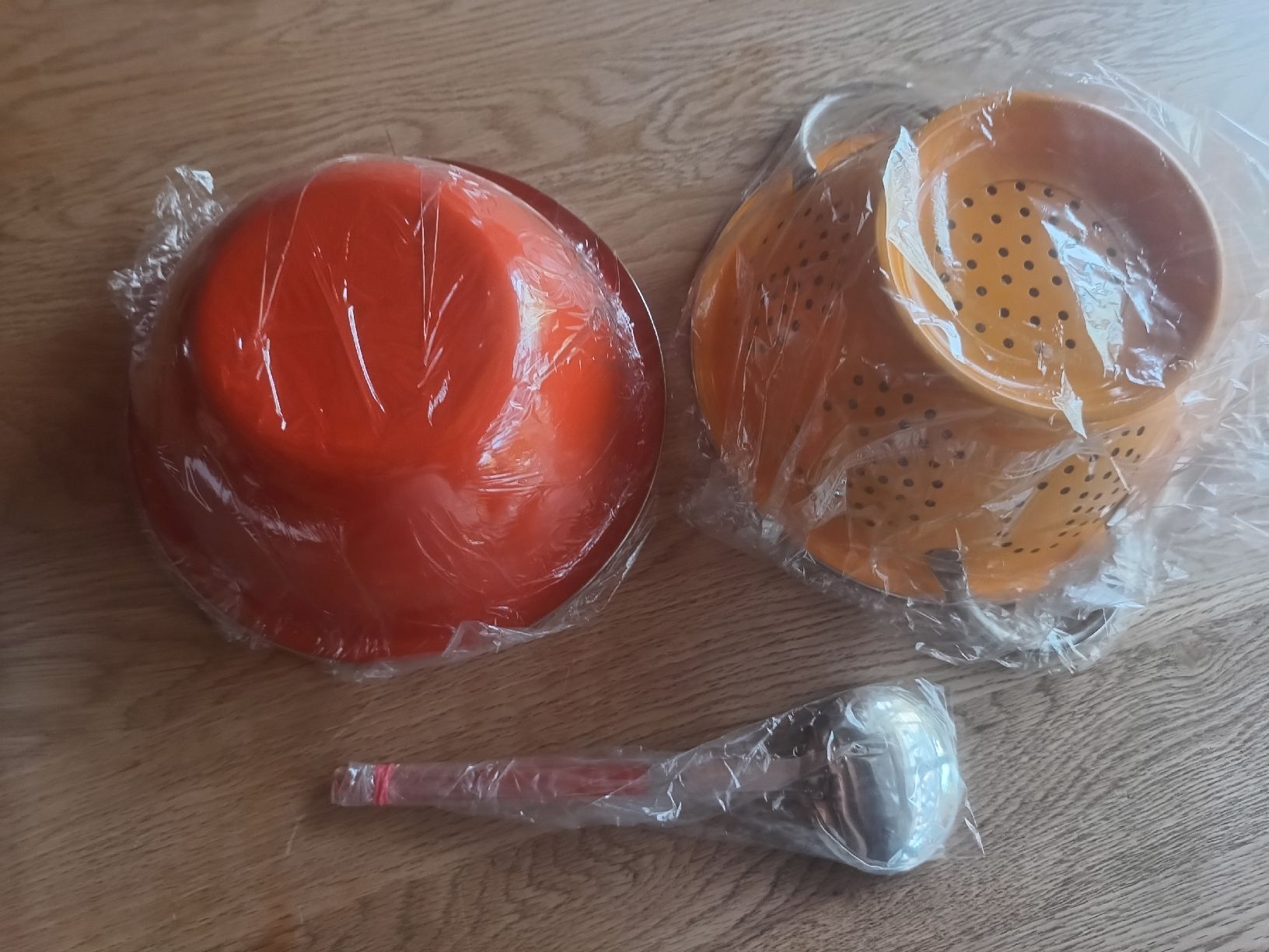Schalen: Salatschüsselset  4-teiligEdelstahl  – Neu und originalverpackt aus Burgdorf von Bxblau 1