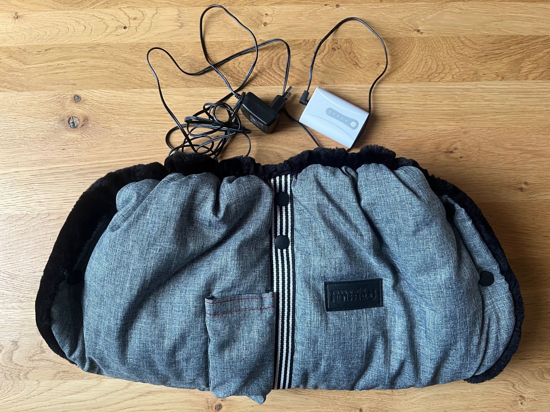 Sonstige Kleidung & Accessoires: Gesslein Muff elek. Kinderwagen Handwärmer – Neu (gemäss Beschreibung) aus Frauenfeld von cookies_and_cream