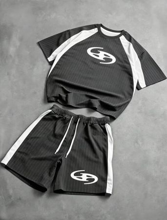Ensemble d'été stylé T-shirt & Short rayé 