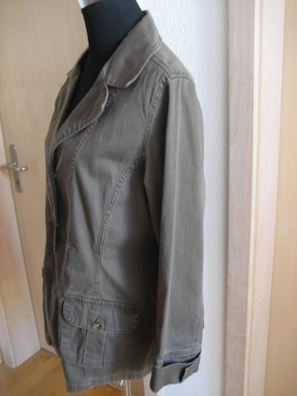 Giacche: Veste stretch taille 44 – Usato da Delémont venduto da marryb 5