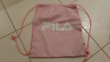 K..138 R B) Fila Turnbeutel, rosa, mit kleinem Fleck