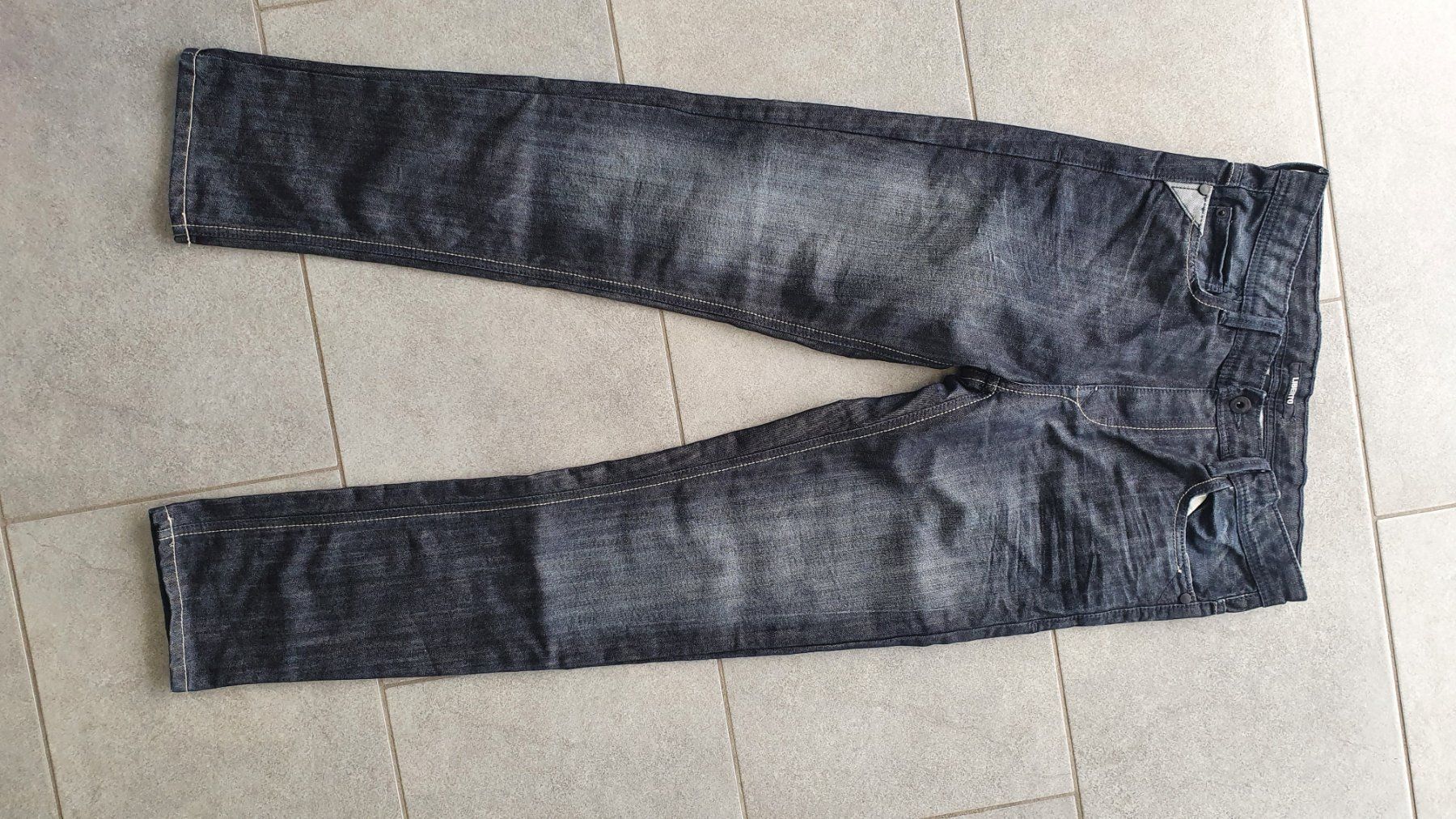 Pantaloni: Jeans neuf garçon 164 – Usato da Sembrancher venduto da Jbc71