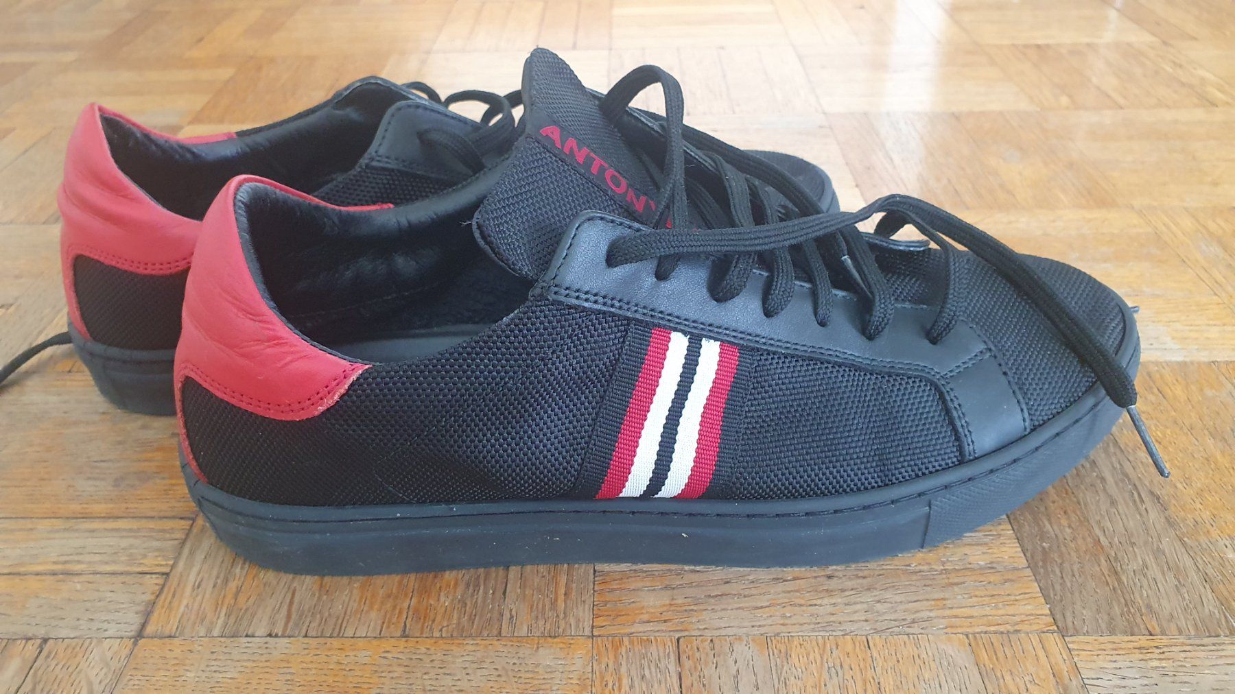Herrenschuhe: ANTONY MORATO Sneaker, Schwarz/Rot, Gr. 42 – Gebraucht aus Zürich von Kadija6