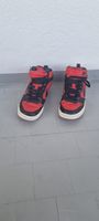 Nike High-Top Sneaker. 36.5 