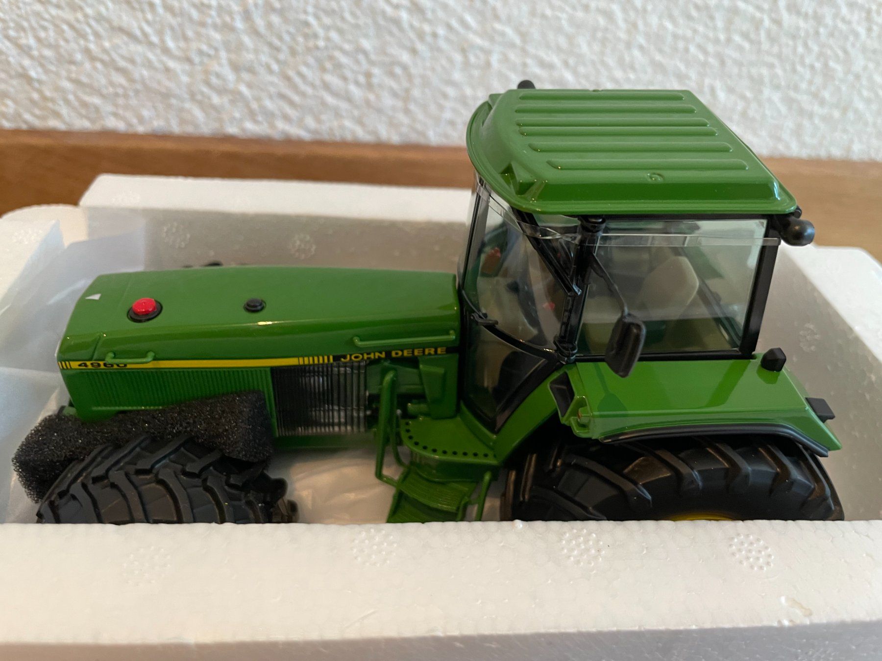 John Deere Trattori: John Deere 4960 – Nuovo e nell'imballaggio originale da Kreuzlingen venduto da Stefan1150 2