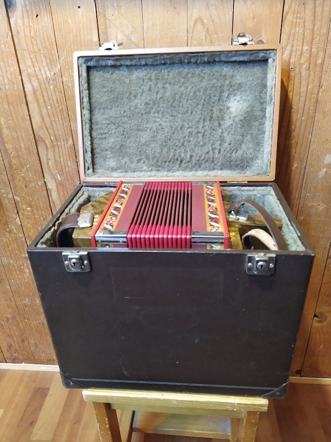 Strumenti musicali: Schwyzerörgeli Stalder Ton B – Usato da Walkringen venduto da petro06 8