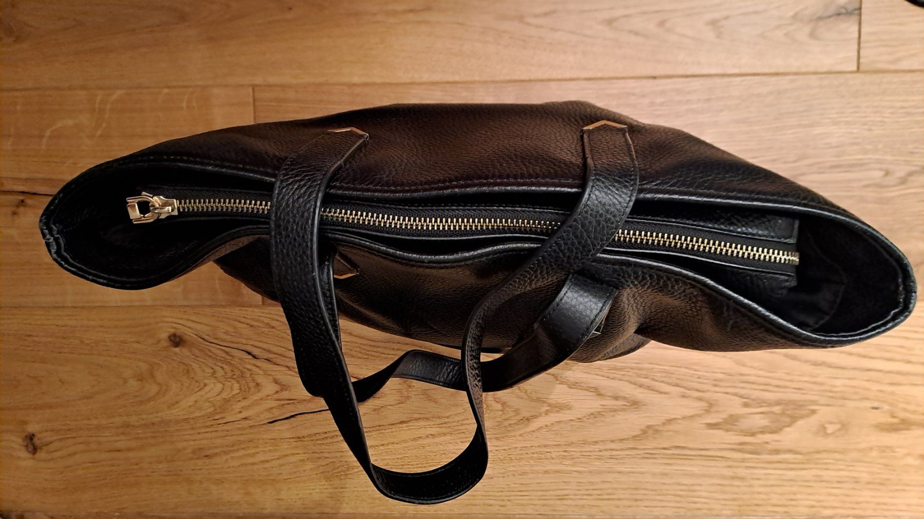 Guess Sacs femmes: Schultertasche aus Leder – D'occasion à Zürich par Callea 2
