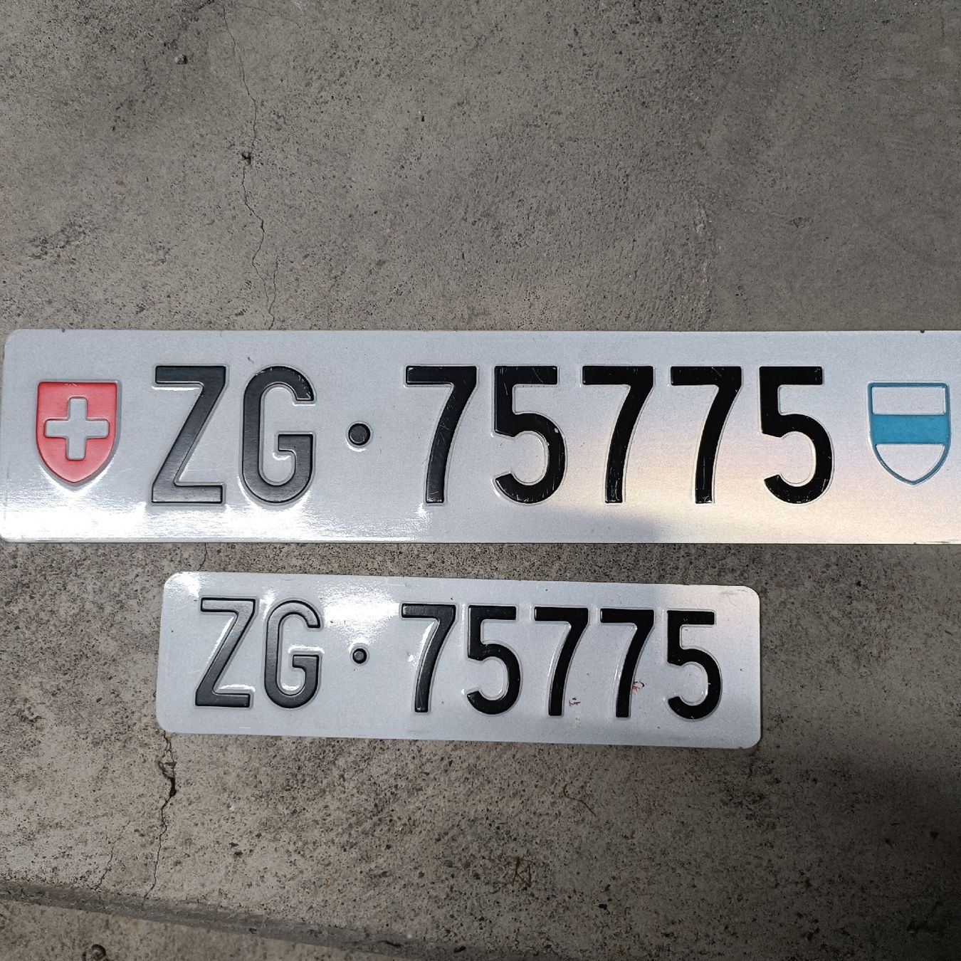 Insegne: Zuger Kennzeichen ZG 75775  – Usato da Neuheim venduto da mahoni02