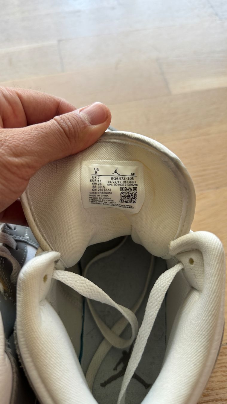 Jordan Herrenschuhe: Jordan Air 1 Mid Grau/Weiss, Gr. 41 – Gebraucht aus Beringen von cnonlloyd 4