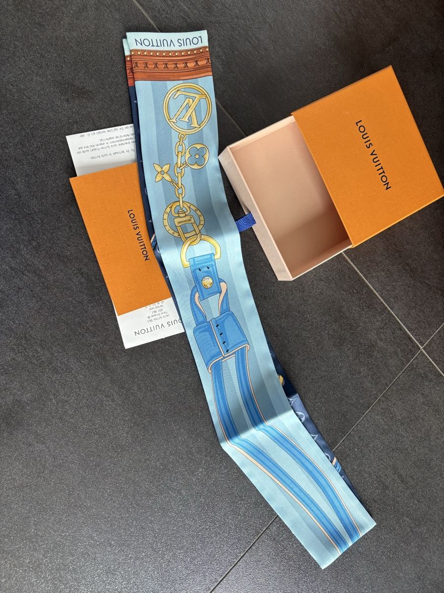 Louis Vuitton Foulard & Sciarpe: Louis Vuitton Badeau neu Full Set – Nuovo e nell'imballaggio originale da Fehren venduto da Frischki 1