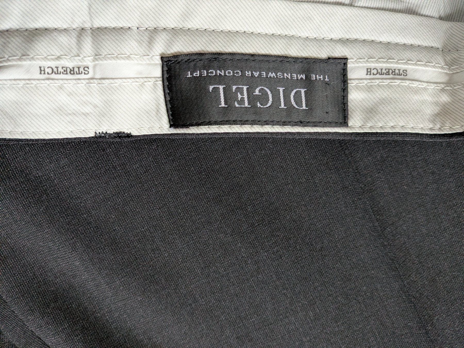 Completi, tute sportive e funzionali: Herren Anzugshose Gr.56 – Nuovo e nell'imballaggio originale da Münchenbuchsee venduto da Grundel74 3