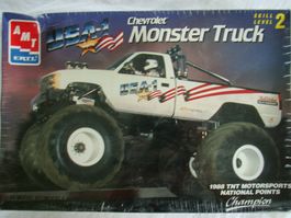 AMT/Ertl Chevy Chevrolet USA-1 Monster Truck 1:25 # 6969