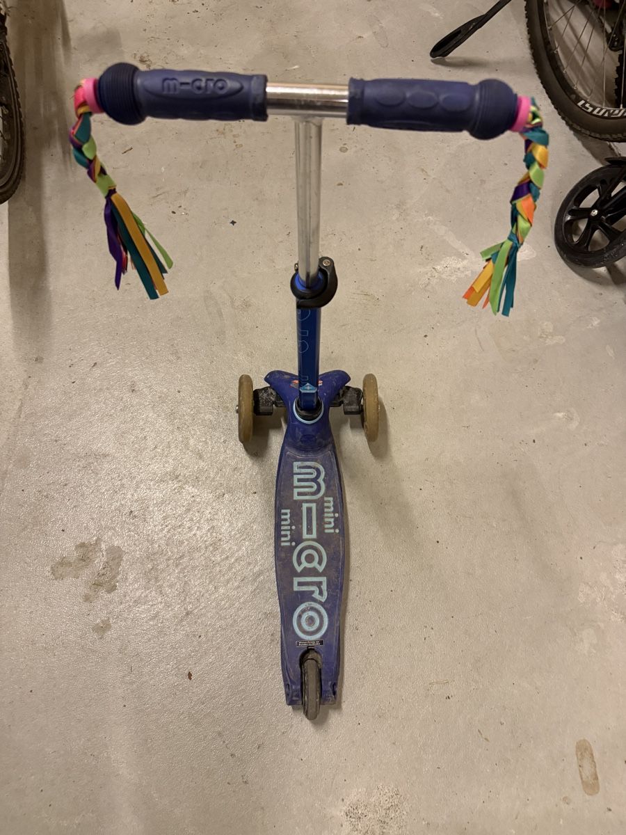 Micro Kickboard: Micro Mini Tretroller, lila, gebraucht, ohne bremse – D'occasion à Lenzburg par Reniss_