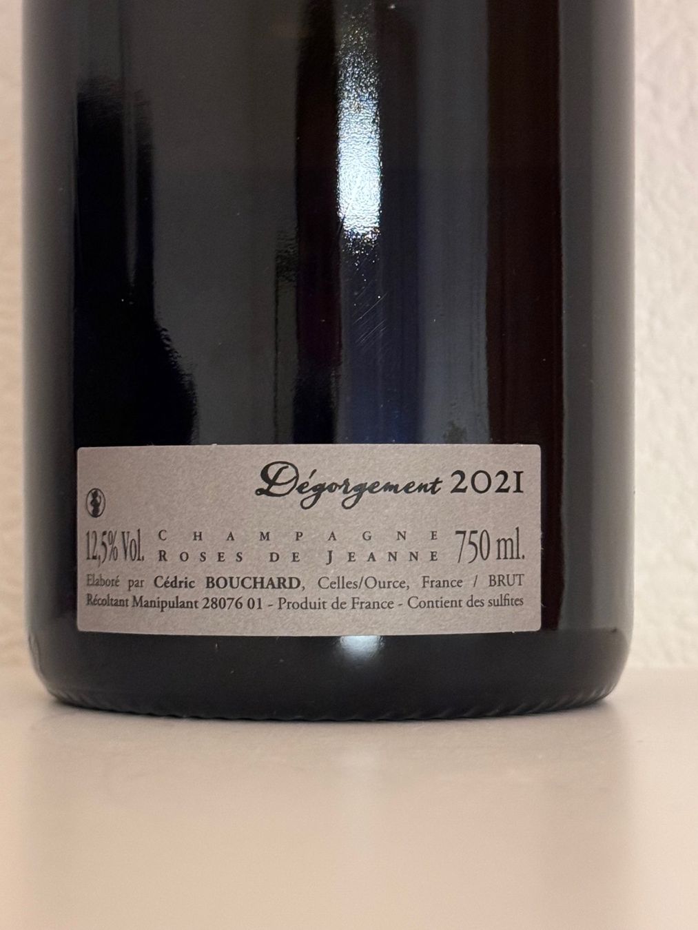 Wein: CEDRIC BOUCHARD ROSES DE JEANNE 'BE-COTE DE BECHALIN' 2014 – Neu und originalverpackt aus Crans VS von wine-trader 2