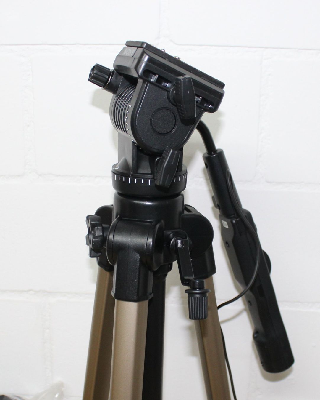 Trépieds & Accessoires: Sony Stativ VCT-870RM Remote Control Tripod   NEU – Neuf (Voir description) à Istighofen par muech40 5