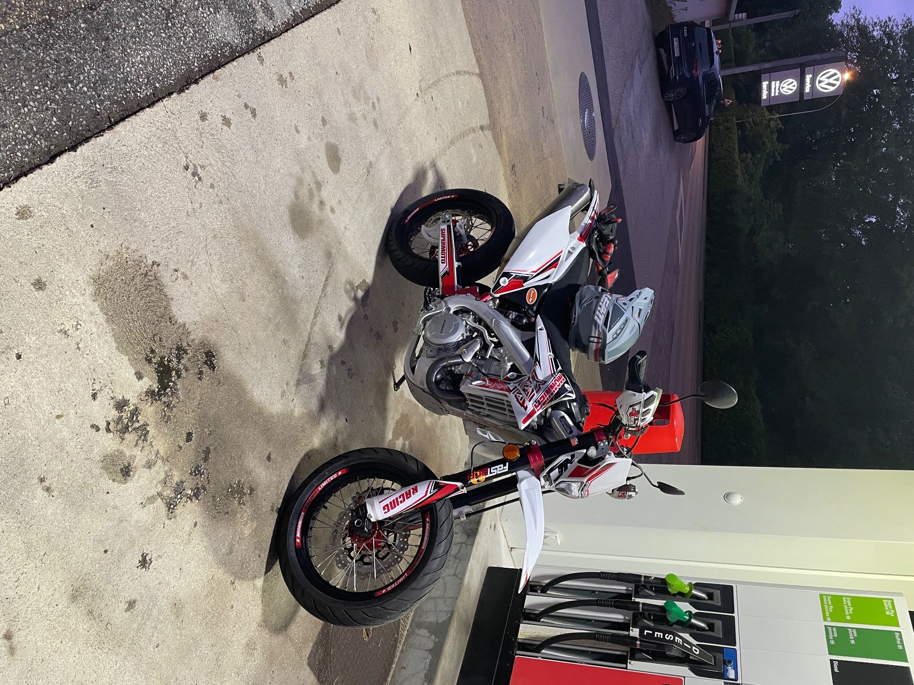 Monnier-Honda Strada: Moto Monnier XRF450 – Usato da Travers venduto da fro_l2fq