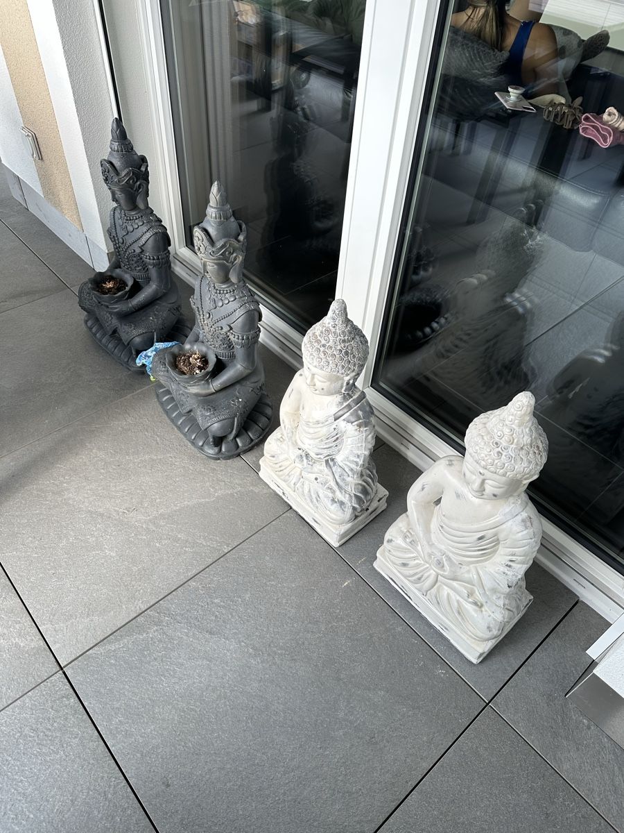 Statuette: Buddha Figur (2x) – Usato da Bürglen TG venduto da m23 2