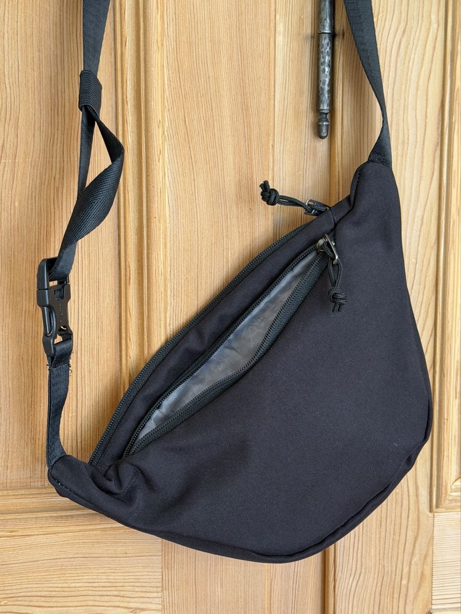 Taschen: Nitro Snowboards Bauchtasche Schwarz Pink – Gebraucht aus Samedan von K7kgh 2