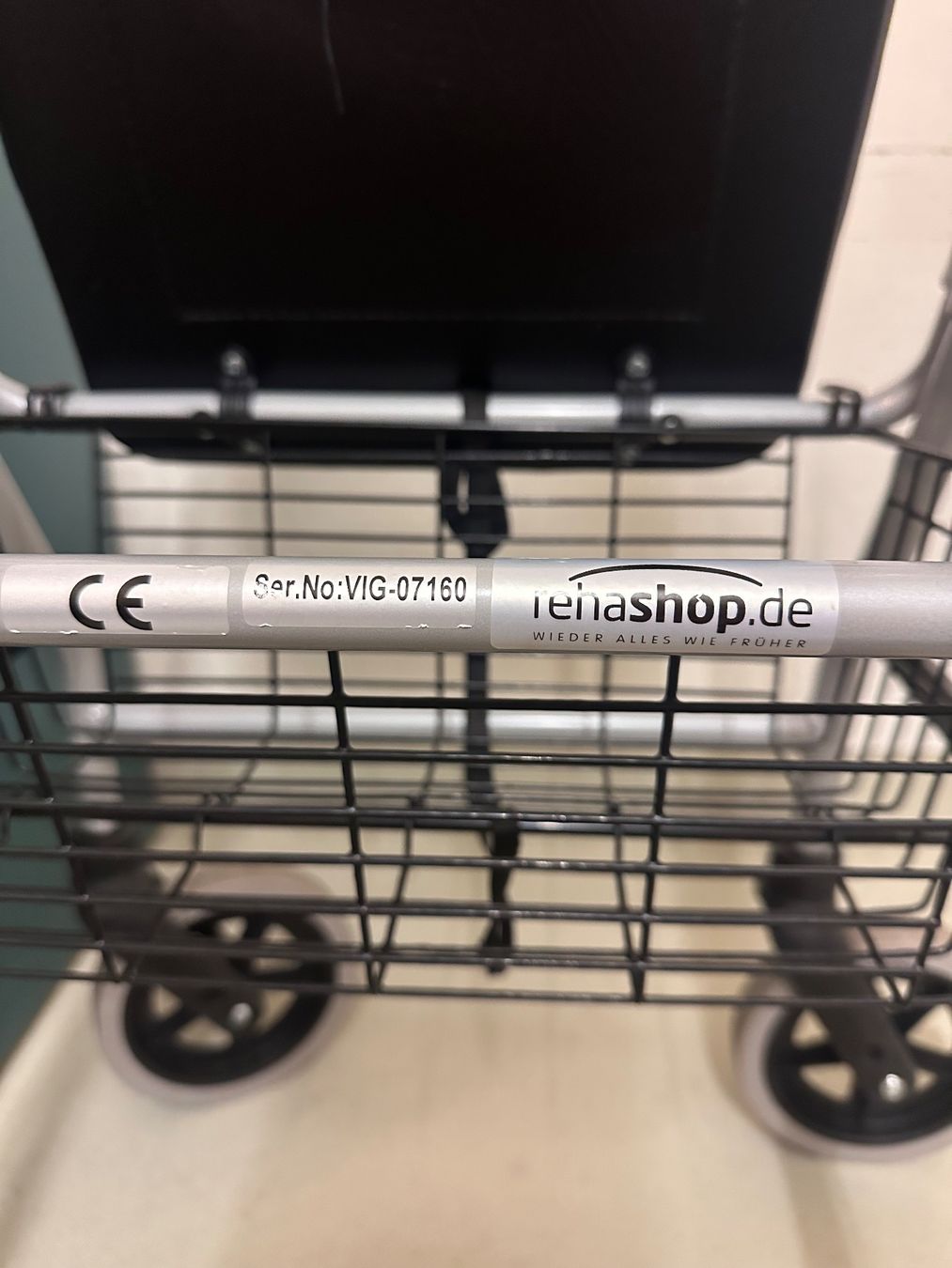 Ausili per la deambulazione: Rollator – Usato da Adliswil venduto da mic_jyg6 3
