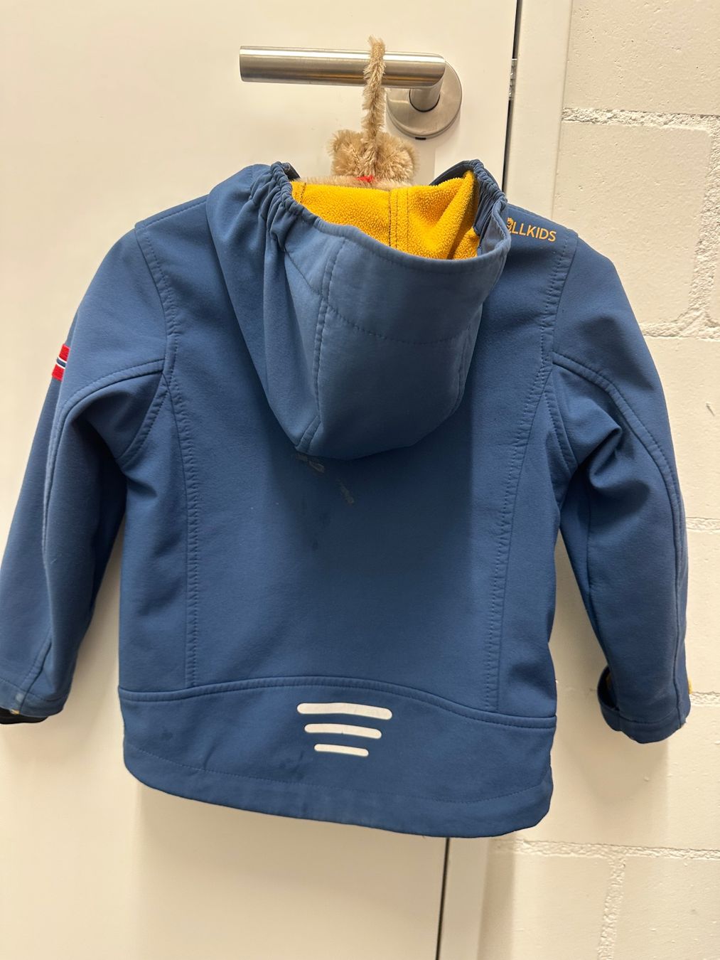 Trollkids Jacken & Mäntel: Trollkids Softshell Jacke 104 – Gebraucht aus Russikon von sabi020 1