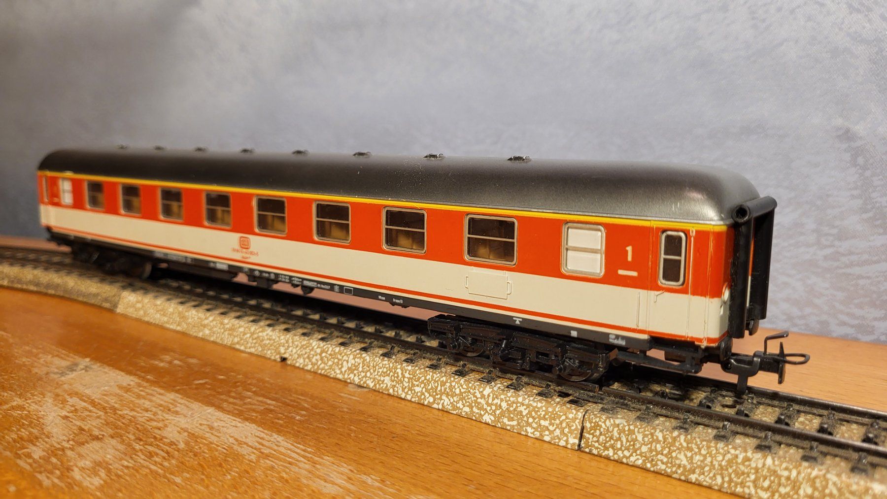 Märklin Modelleisenbahnen: Märklin, D-Zug-Wagen 4092 – Gebraucht aus Uster von gurust 1