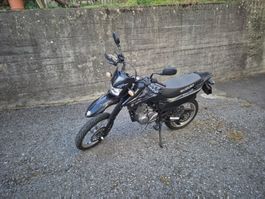 Motorrad Suzuki DR 125 SM schwarz gebraucht Zustand gut