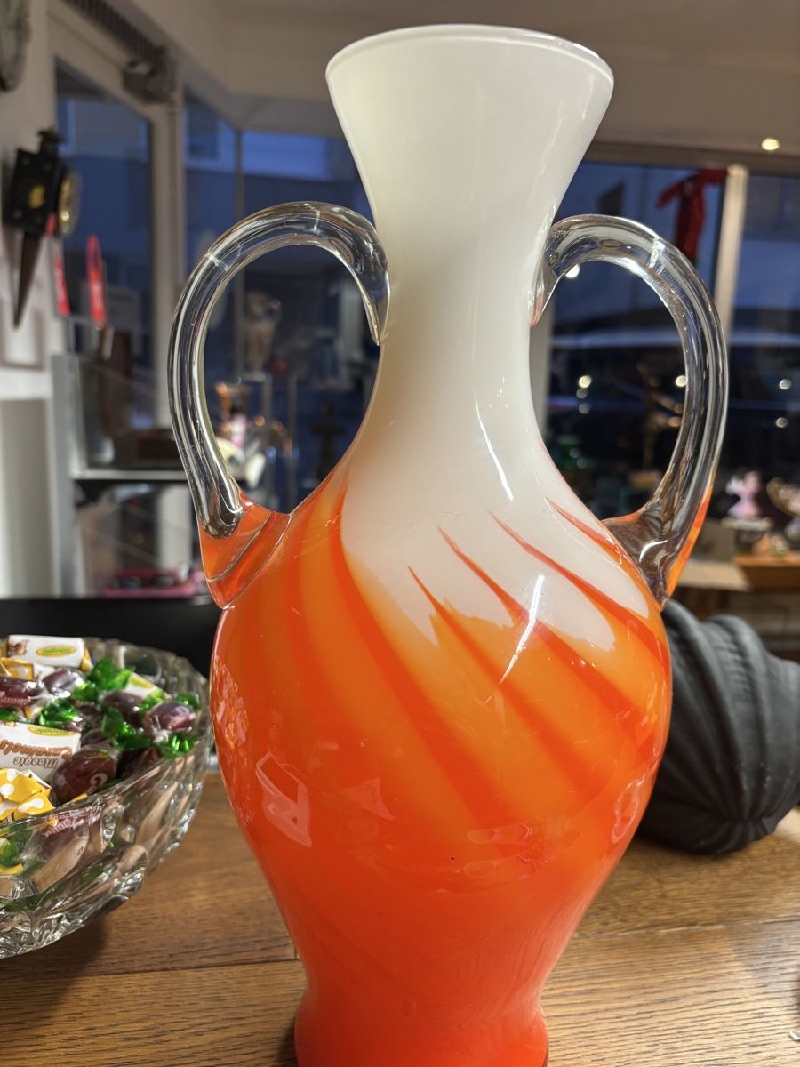 Murano Vasi & Recipienti: Große Murano Glasvase – Opalin Orange – Usato da Andermatt venduto da Diadiusdiana 3