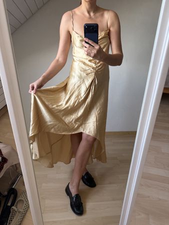 Kleid aus 100% Seide M