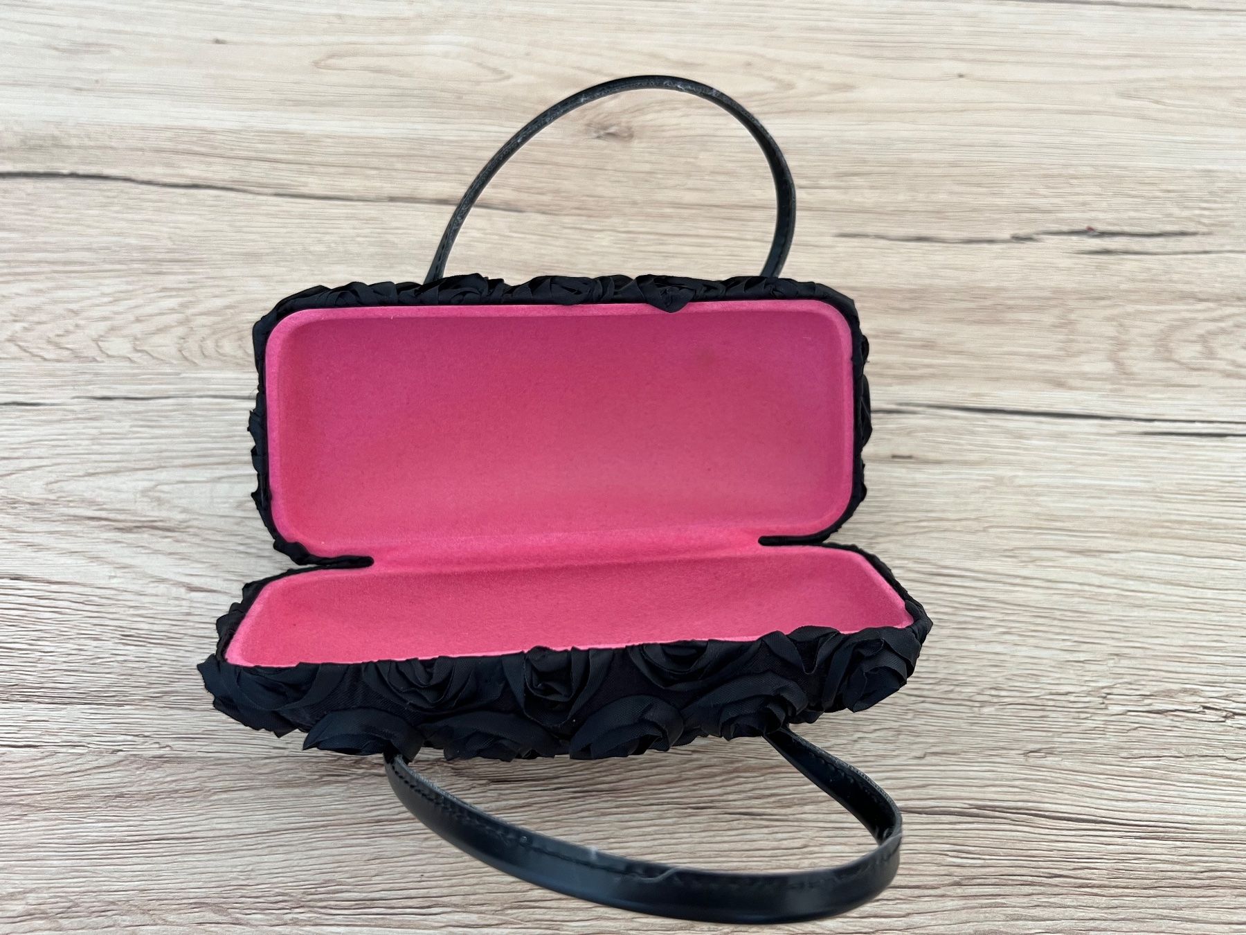 Altro in  Abbigliamento & Accessori: Étui lunettes – Usato da La Chaux-de-Fonds venduto da GabrielaKlein 1