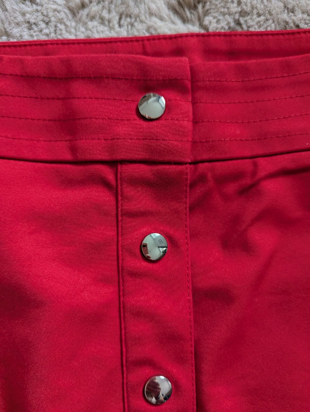 Morgan Gonne: jupe rouge Morgan 40 – Nuovo (secondo la descrizione) da Montreux venduto da dem_gyt9 1