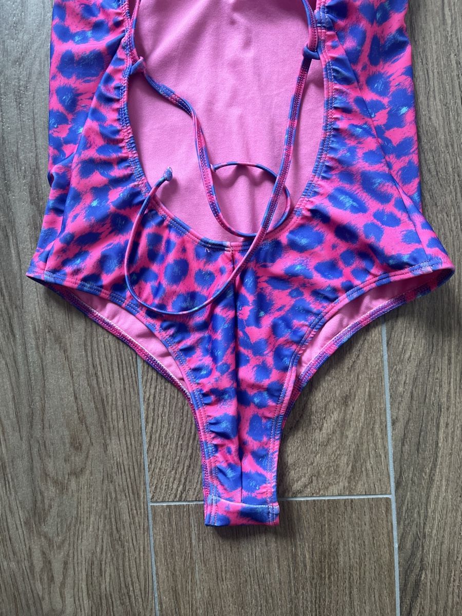 Badekleider & Bikinis: Maillot de bain léopard rose et violet, Taille M – Neu (gemäss Beschreibung) aus Hauterive NE von Lipal 5