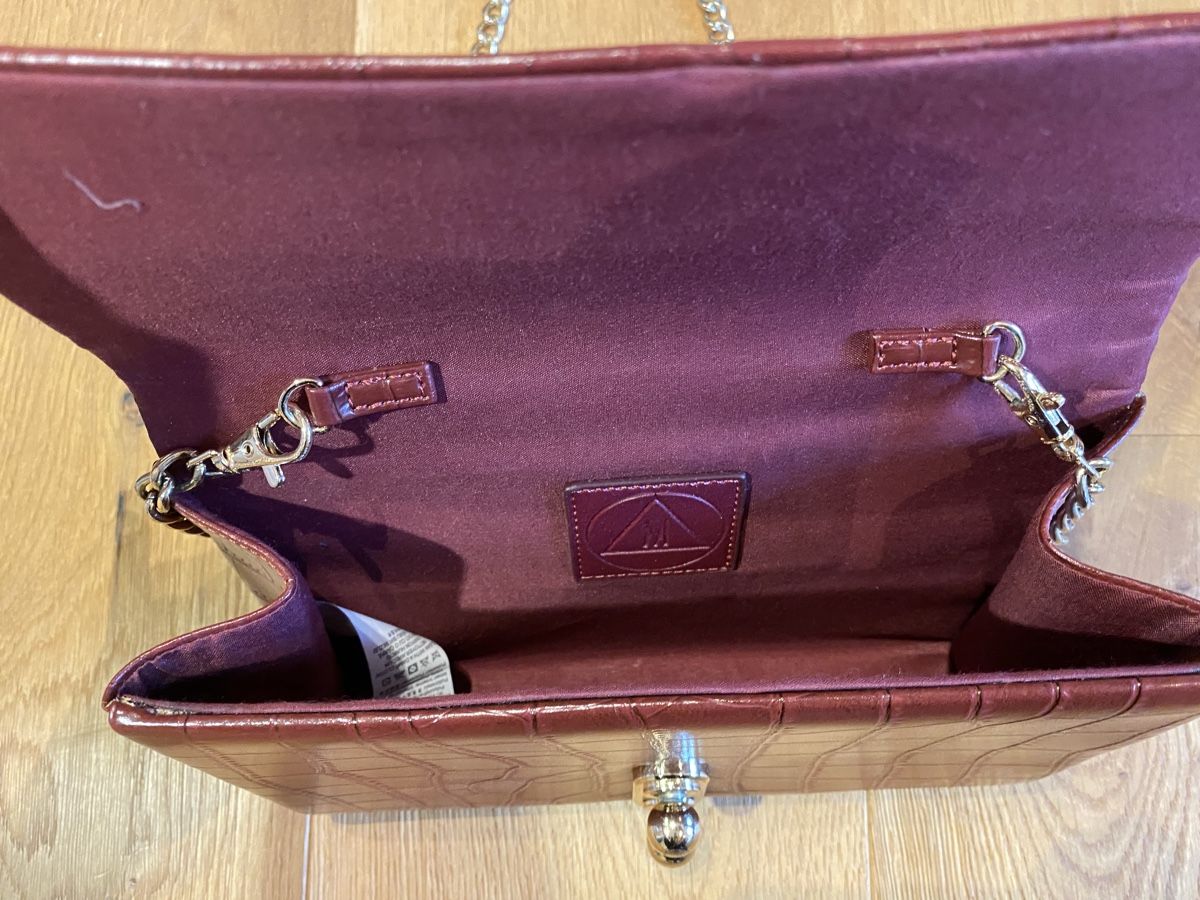 Borse da donna: Handtasche Burgunderrot – Nuovo (secondo la descrizione) da Wetzikon ZH venduto da purple_44 2
