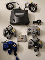 Nintendo 64 Konsole mit 4 Controller & Mario Kart 64!