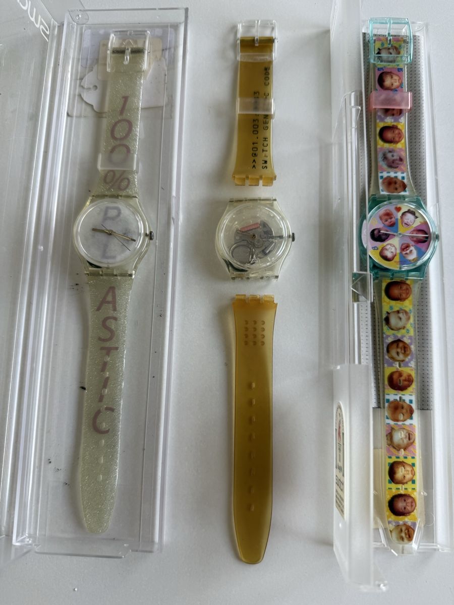 Swatch Montres: 3 x Swatch - 100% Plastic / Genetic Code / Sweet Baby  – Neuf (Voir description) à Wallbach par Nenex