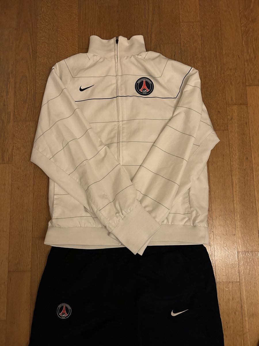 Nike Anzüge: WHITE/NAVY PSG NIKE TRACKSUIT - 2000S - M – Gebraucht aus Zürich von lin_s5j6 1