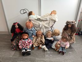 Puppensammlung inkl. Puppenwagen