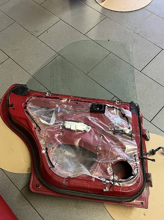 Tutti pezzi di ricambio auto: Subaru Impreza GT teile – Usato da Luthern venduto da Haefliger-s 2