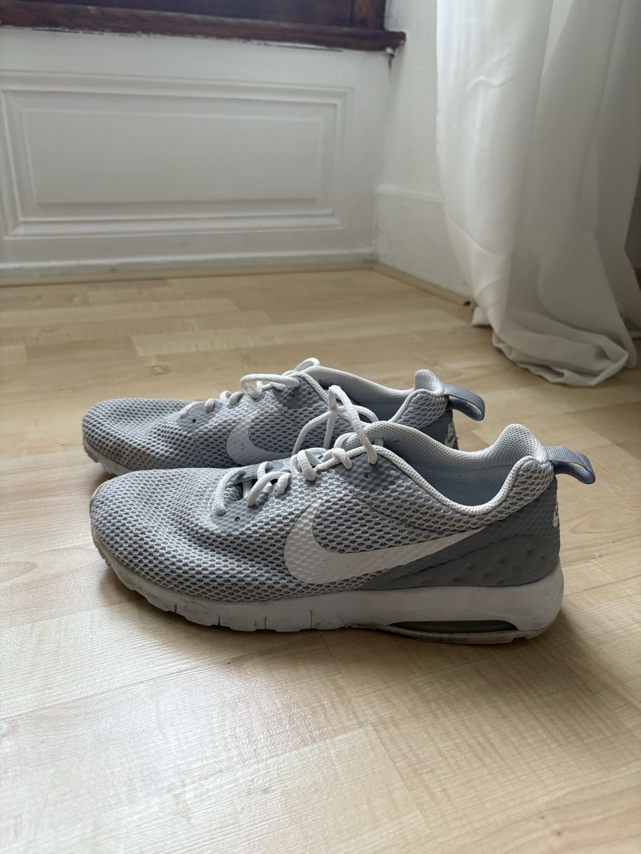 Scarpe da uomo: Nike Air Max Motion  – Usato da Corseaux venduto da dow_s6cj