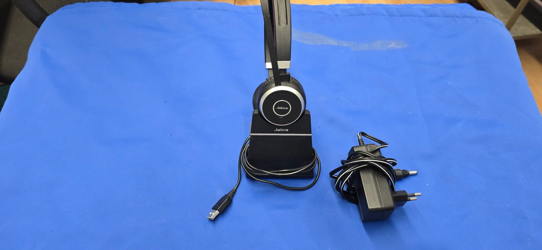 Jabra Cuffie: Jabra DIV010 – Usato da Rafz venduto da SPMMIT-Rafz