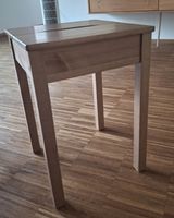Holz Hocker mit Schlitz im Deckel