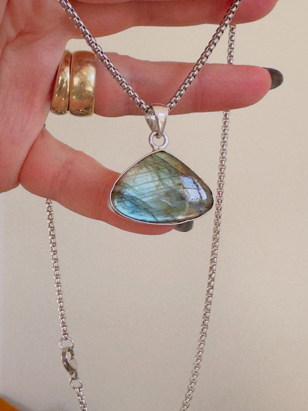 Catenine: Labradorite necklace – Nuovo e nell'imballaggio originale da Genève venduto da AGBERG 1