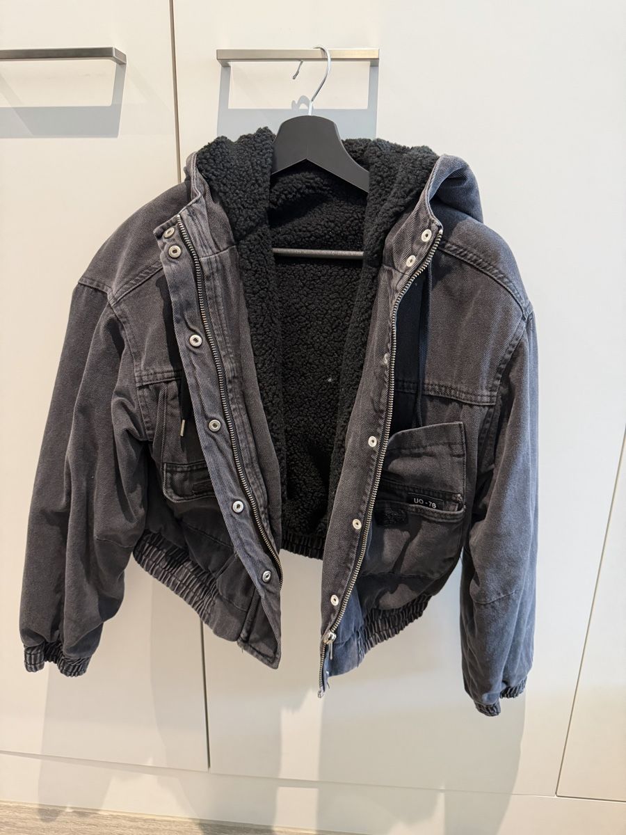 Urban Outfitters Jacken: Damen Jacke Grösse M – Gebraucht aus Dietlikon von lis_2vwh