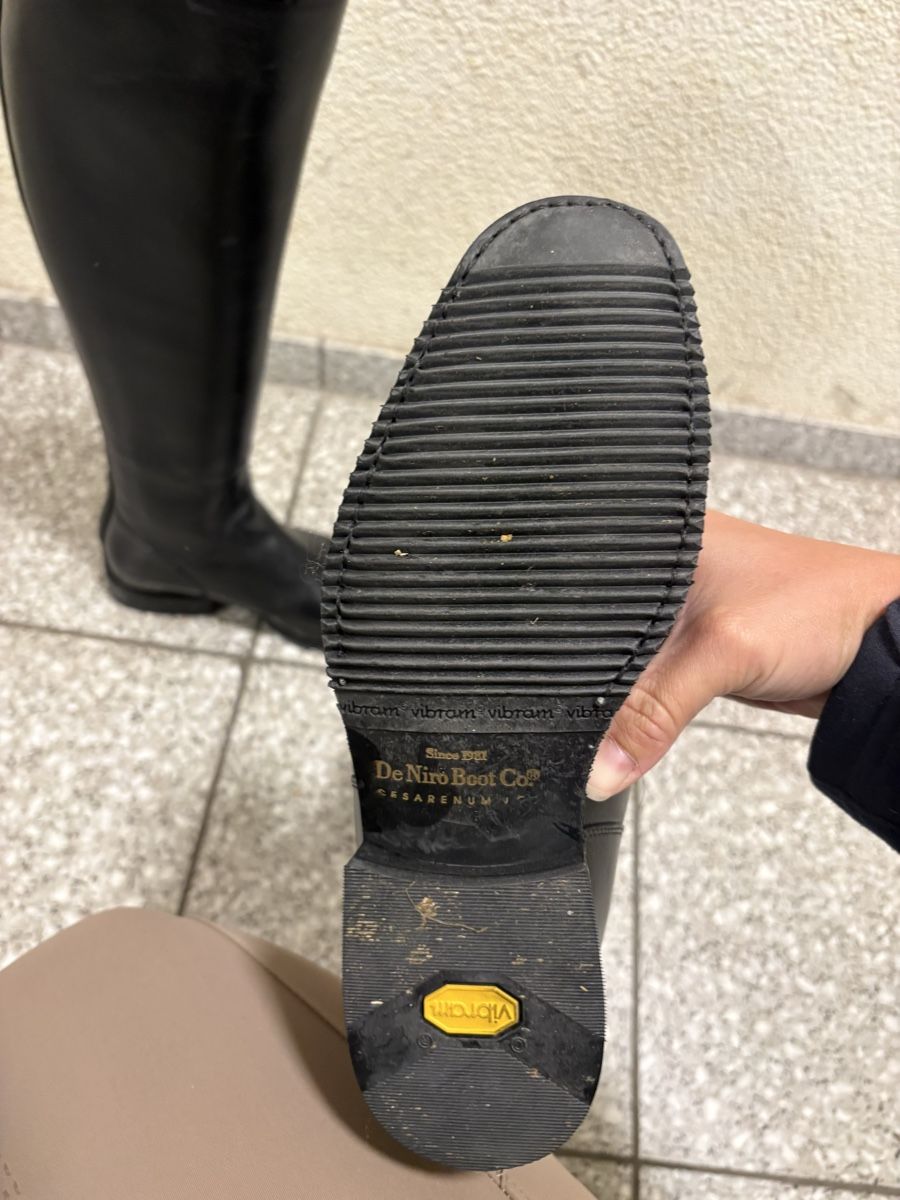 Scarpe da donna: Schwarze Reitstiefel mit blauem Glitzer – Nuovo (secondo la descrizione) da Ballwil venduto da cin_v2ym 2