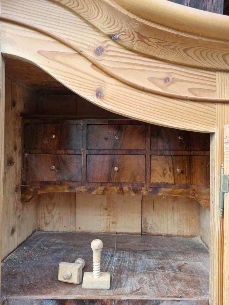 Armadi: Antiker Schrank – Usato da Rieden SG venduto da kadogaru56 2