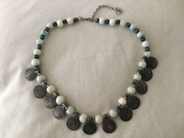 Collier tour de cou ethno chic pierres /métal vieilli