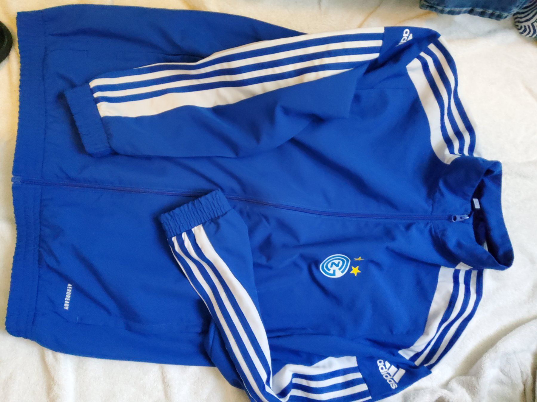 Adidas Vestes: Adidas Jacke L – D'occasion à Zürich par Dalicelik