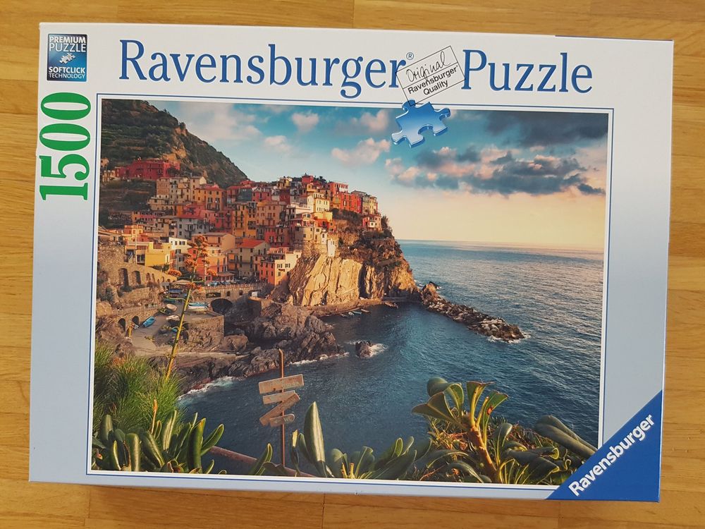 Ravensburger - Puzzle Popeye Village Malta, 1500 Pezzi, Puzzle